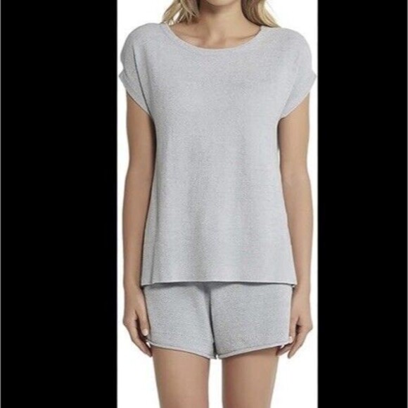Barefoot Dreams Tops - Barefoot Dreams Womens Size Small Cap Sleeve Gray Round Neck T-Shirt Comfy